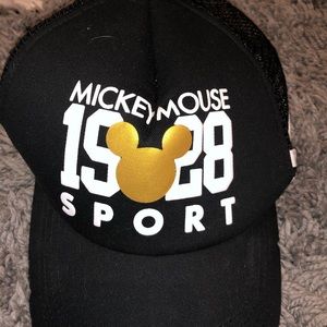 5x25 🛍Disneyland hat